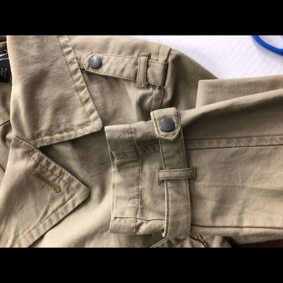 Legendary Goods women’s small khaki jacket. - Picture 7 of 8